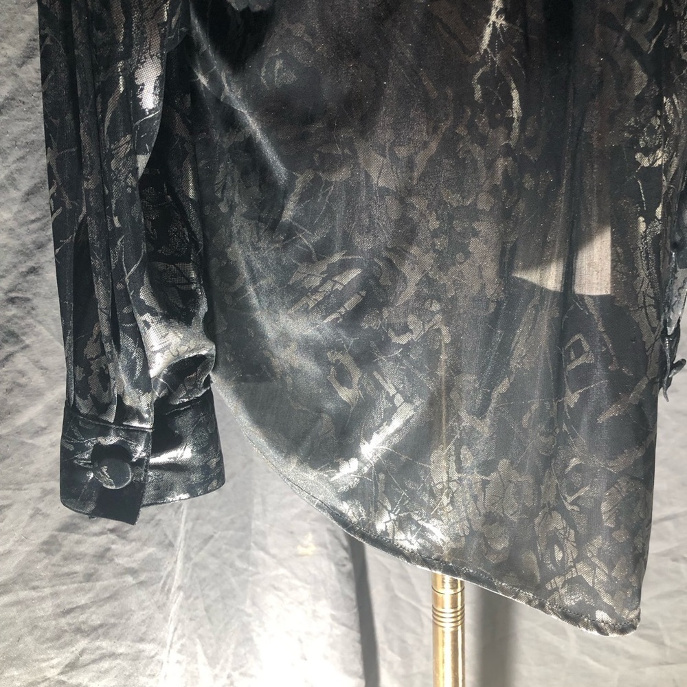 Vintage 90’s Shiny Black Metallic Button-Up Blouse size Medium - Picture 14 of 14